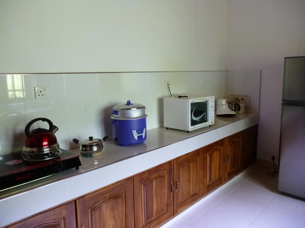 Serene Home Stay Udawalawe Exterior photo